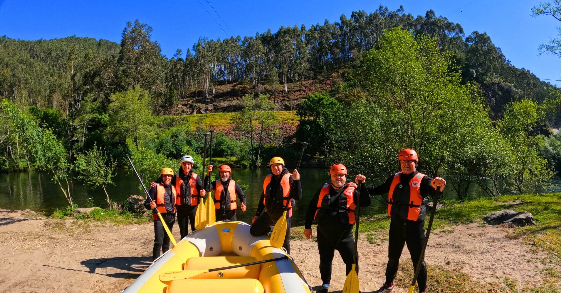Inicio Rafting del Río Paiva. Geoparque Arouca, Portugal.