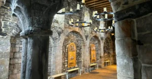 Interior del Castillo de los Condes de Flandes, Gravensteen. Gante, Bélgica.
