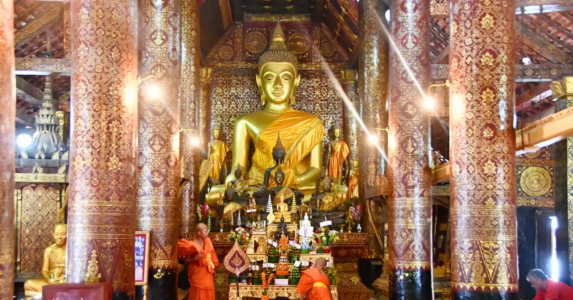 Interior del Templo Wat Xieng Thong. Luang Prabang.