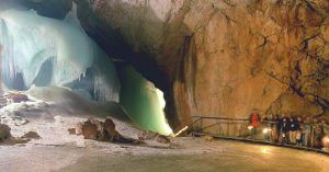 La Cueva Glaciar Eisriesenwelt. Werfen, Salzburgo. Austria.