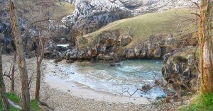La Playa de Cobijeru, Monumento Natural. Buelna. Asturias.