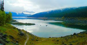 Lago Medicina. Parque Nacional Jasper. Alberta, Canadá.