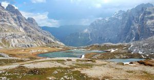 Lagos de piani. Alpes Dolomitas. Belluno, Véneto. Italia.