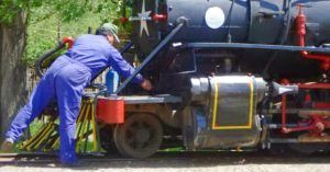 Mantenimiento de La Trochita. Viejo Expreso Patagónico. Esquel, Chubut. Argentina.