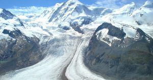 Marcha del Gornergrat, Glaciar Gorner. Zermatt, Suiza.