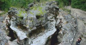 Marmitas de Gigantes en Gorges du Fier. Lovagni, Alta Saboya. Auvernia-Ródano-Alpes, Francia.