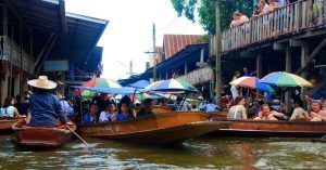 Mercado Flotante de Damnoen Saduak, Tailandia.