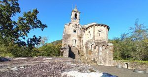 Monasterio de Caaveiro. Fragas de Eume. A Capela, A Coruña. Galicia.