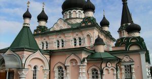 Monasterio St Pokrovsky. Kiev, Ucrania.