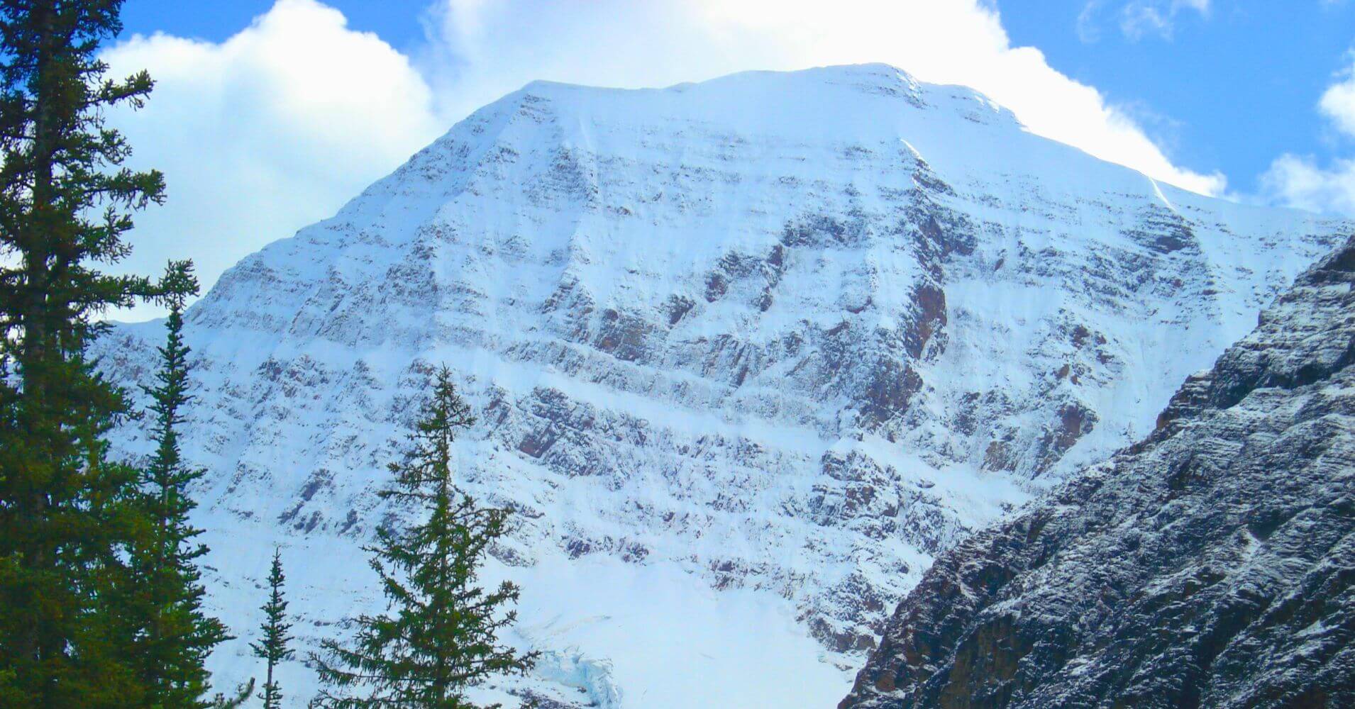 Monte Edith Cavell, Parque Nacional Jasper. Alberta, Canadá. Monte Edith Cavell, Parque Nacional Jasper. Alberta, Canadá.