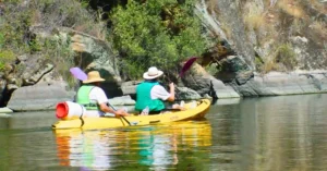 Navegando en Piragua por el Río Huso. En Busca de la Ciudad de Vascos. Toledo.