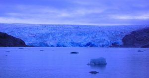 Noche en le Glaciar Qaleraliq. Groenlandia.