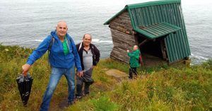 Observatorio de Aves de Isla del Norte o Monte Agudo. Acampada en Islas Cíes. Pontevedra. Galicia.
