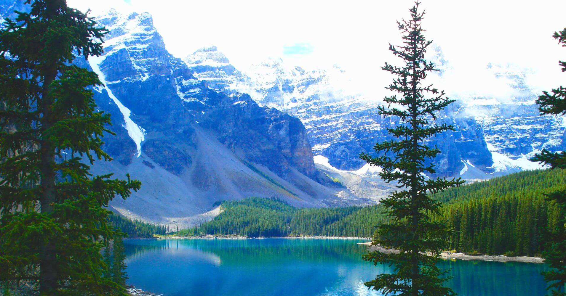 Paisajes del Lago Moraine. Parque Nacional de Banff, Alberta. Canadá.