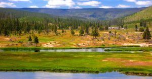 Paisajes del Parque Nacional de Yellowstone. Wyoming, Estados Unidos.