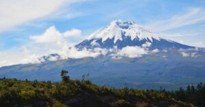 Panorámica del Volcán de Cotopaxi. Cordillera de los Andes. Ecuador.