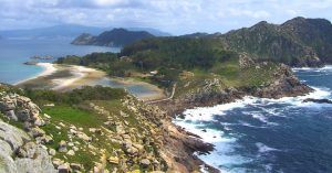 Panorámica desde el Alto del Príncipe. Acampada en Islas Cíes. Pontevedra, Galicia.