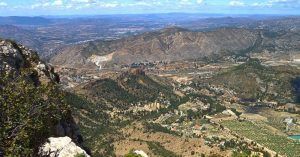 Panorámicas desde la Cumbre de la Vía Ferrata Norte del Cid. Petrer, Alicante.