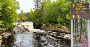 Parque Nacional Mont Tremblant. Sendero Chute Croches. Quebec. Canadá.