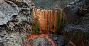 Parques Nacionales de Canarias. Cascada de Colores, Parque Nacional de la Caldera de Taburiente. Isla de La Palma, Islas Canarias.