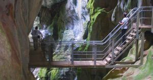 Pasarelas de las Gorges du Pont du Diable. La Vernaz. Alta Saboya. Auvernia-Ródano-Alpes.