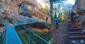 Pasarelas del Cañón del Río Blanco. Calomarde, Teruel.