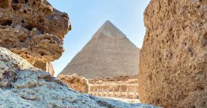 Pirámides de Guiza en El Cairo, Egipto.