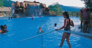 Piscina Camping Aritzaleku. Lerate, Navarra.