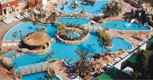 Piscinas del Camping La Marina Resort. La Marina, Elche. Alicante. Comunidad Valenciana. España.