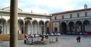 Plaza de la Anunciación. Hospital de los Inocentes. Florencia. Toscana, Italia.
