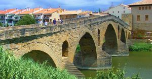 Puente de la Reina. Camino de Santiago. Navarra.