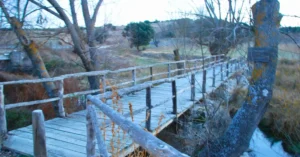 Puente en el Cañón del Río Pirón. Segovia.