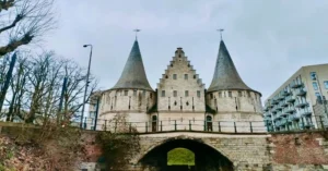 Puerta Medieval de Rabot. Gante, Bélgica.