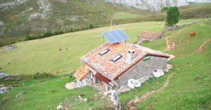 Refugio de la Tenerosa. Travesía de Picos de Europa. Asturias.