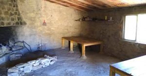 Refugio Pastoril Navacasera. Garganta de La Nava del Barco. Ávila, Castilla y León.