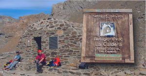 Refugio Vivac de La Laguna de La Caldera. Sierra Nevada. Granada.