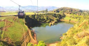 Remonte del Parque de la Naturaleza de Cabárceno. Obregón. Cantabria.