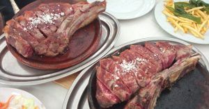 Restaurante Casa Mariano. Chuletón de Ávila. El Tiemblo. Castilla y León.