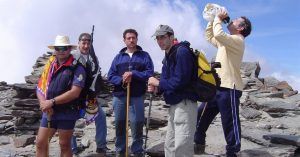 Reunión en la Cumbre del Pico Mulhacén. Sierra Nevada. Granada. Andalucía.