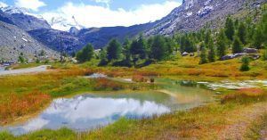 Ruta de los Cinco Lagos de Zermatt. Suiza.
