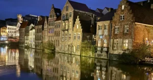 Ruta Nocturna por los Canales de Gante. Bélgica.