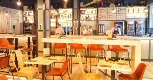 Sala Restaurante Rinconcito Tap Station. Toledo.