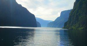 Sognefjord Fiordo de los Sueños. Vestalndet en Noruega.