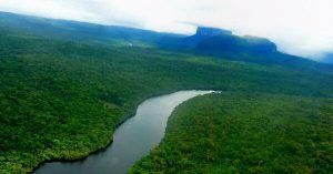 Tepuy del Parque Nacional de Canaima en Venezuela.