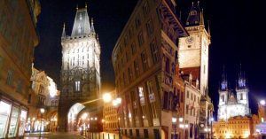 Torre de la Polvora y Stare Mesto. Praga. República Checa.