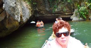 Trang an. Bahía de Halong Seca. Ninh Binh. Vietnam.