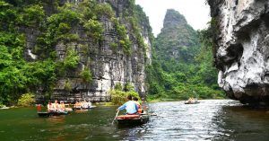 Trang an. Bahía de Halong Seca. Vietnam.