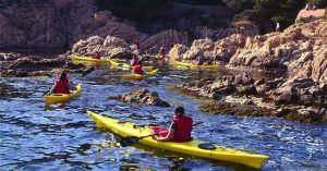 Travesía en Kayak en la Costa Brava. Tamariu. Gerona.