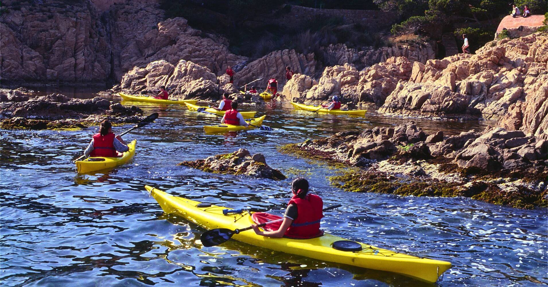Travesía en Kayak en la Costa Brava. Tamariu. Gerona.