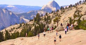 Trekking Yosemite National Park. California, Estados Unidos.